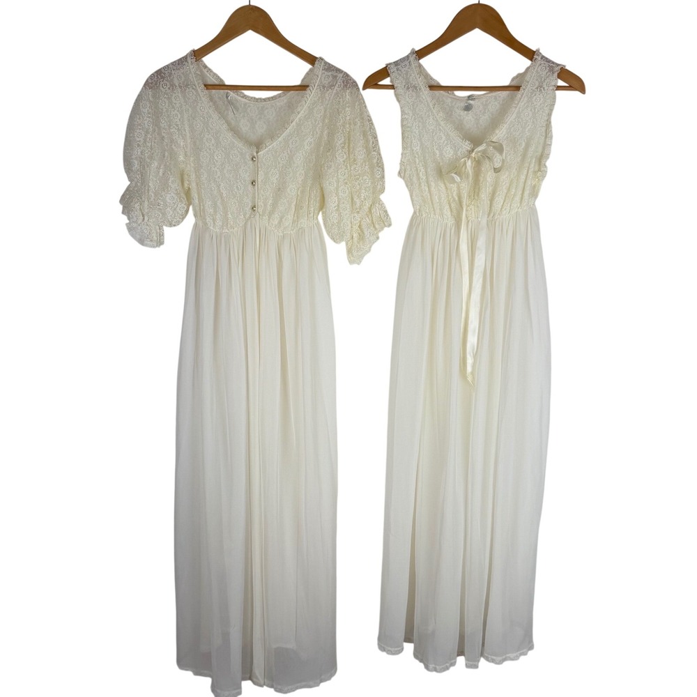Vintage GMC Cream White Lace Nightgown Robe Set Empire Waist Bridal Peignoir